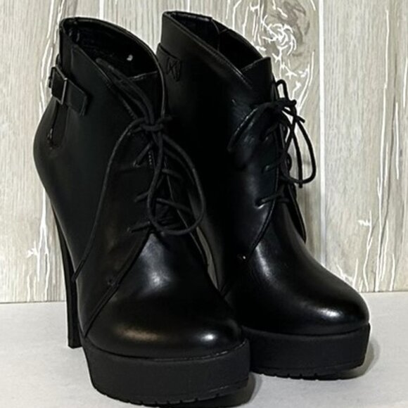 Charles David Lace Up Stilletto Ankle Booties 8 NIB - Picture 3 of 9